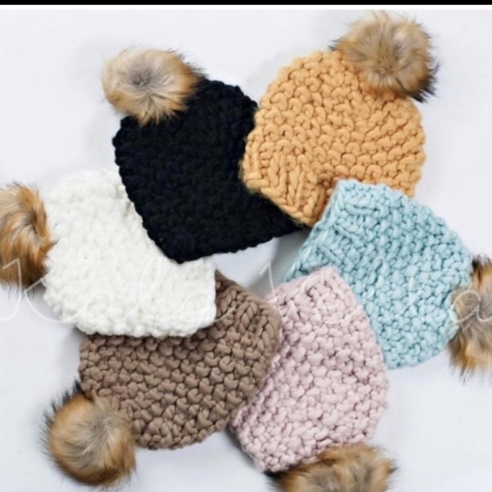 Black pom pom beanie